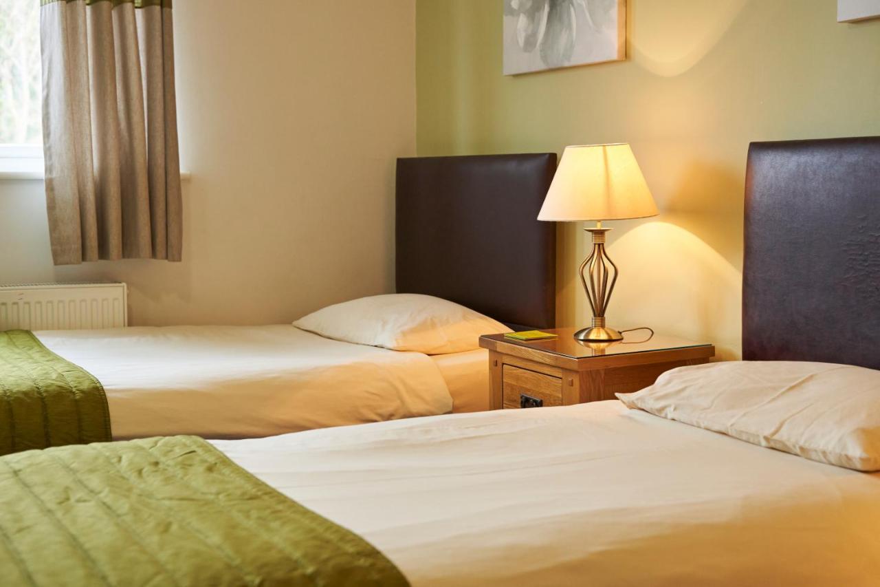 The New Inn Hotel ستارتفورد أبون آفون المظهر الخارجي الصورة