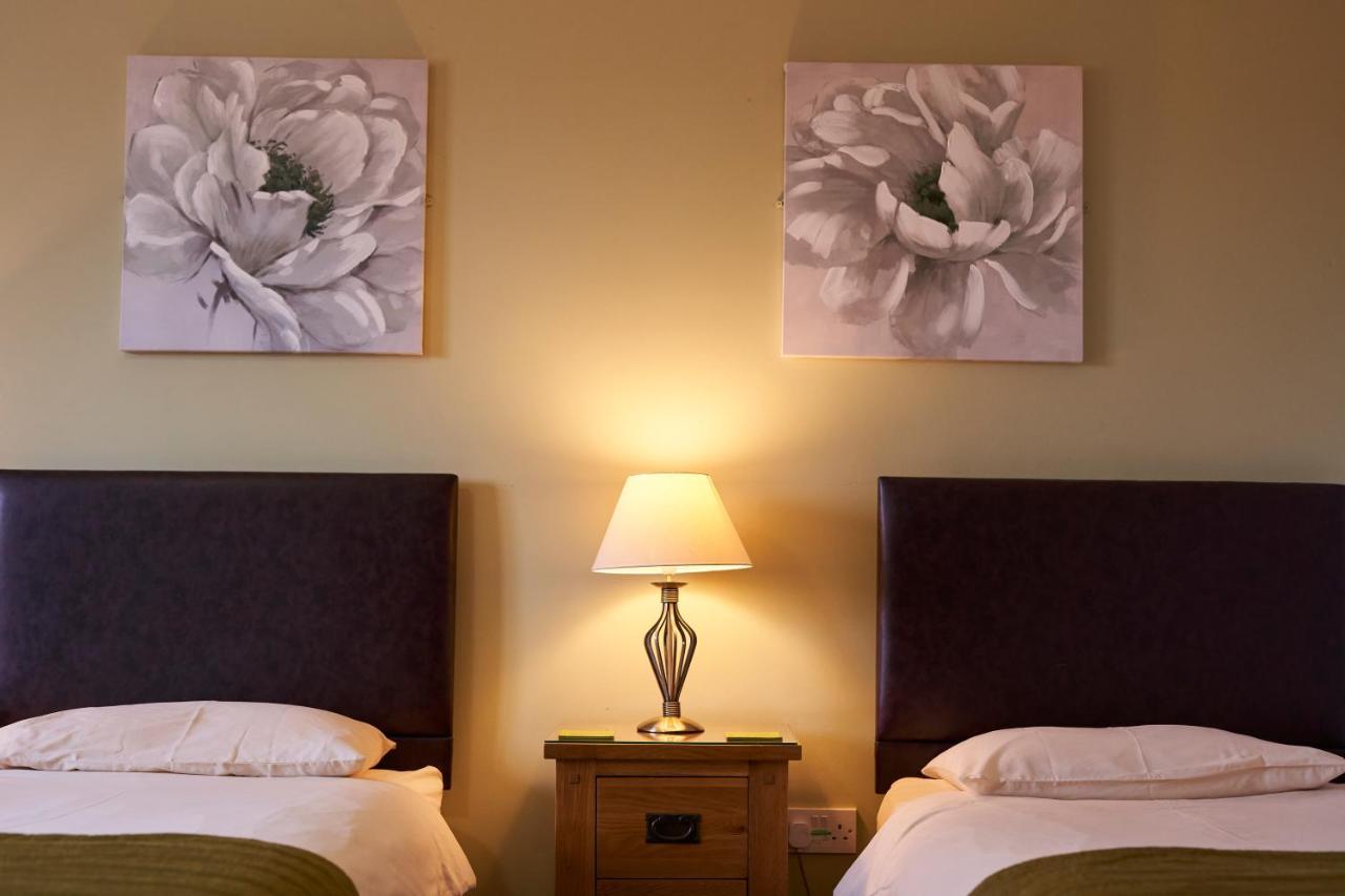 The New Inn Hotel ستارتفورد أبون آفون المظهر الخارجي الصورة