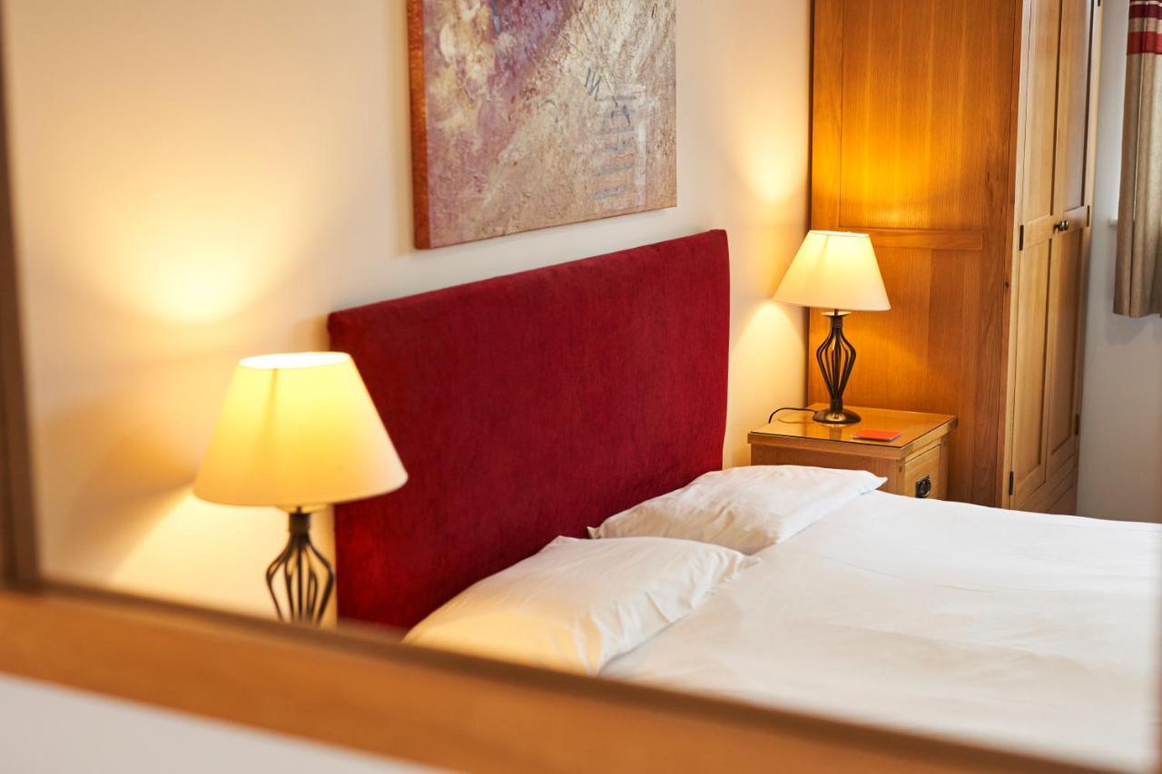 The New Inn Hotel ستارتفورد أبون آفون المظهر الخارجي الصورة