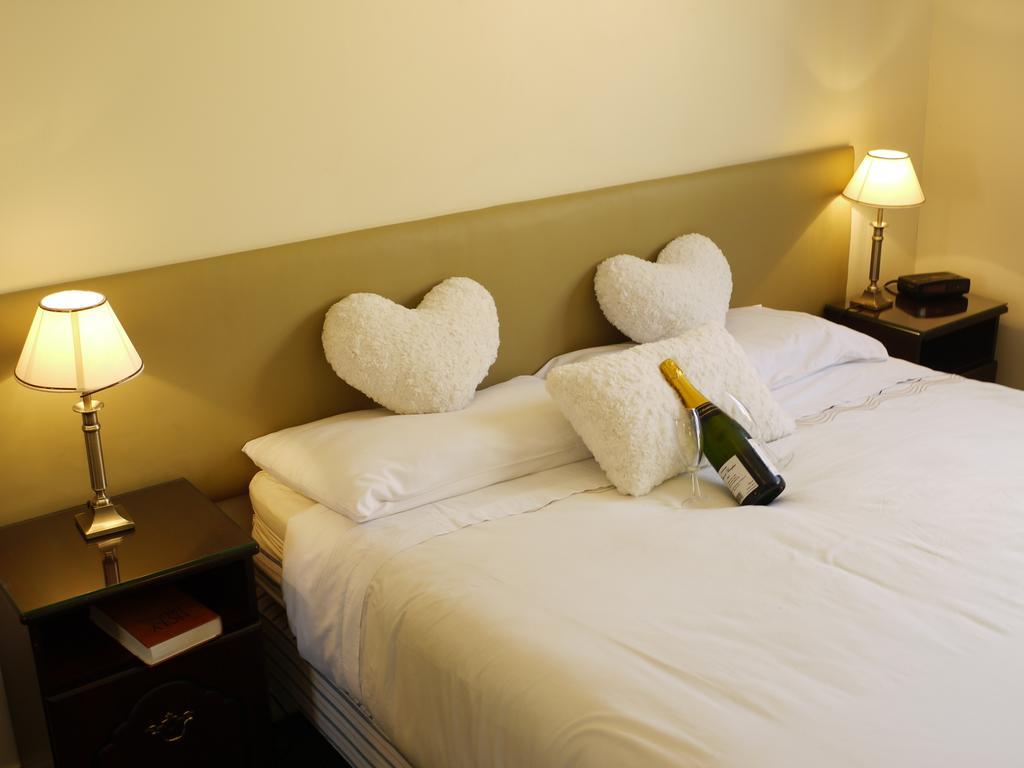 The New Inn Hotel ستارتفورد أبون آفون المظهر الخارجي الصورة