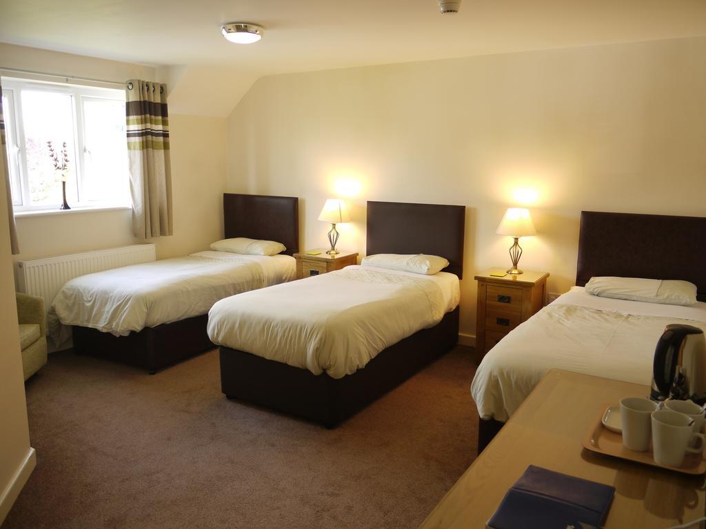 The New Inn Hotel ستارتفورد أبون آفون المظهر الخارجي الصورة